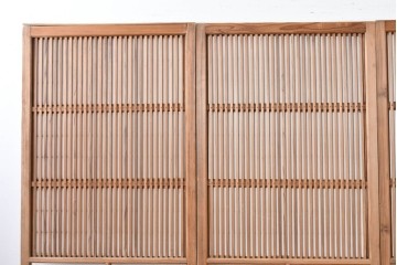 アンティーク建具　大正期　裏障子付き　味わいある木味が楽しめる幅狭格子戸4枚セット　(R-086067)