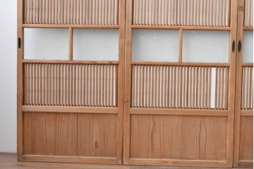 アンティーク建具　大正期　裏障子付き　味わいある木味が楽しめる幅狭格子戸4枚セット　(R-086067)