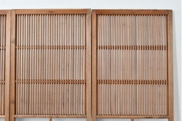 アンティーク建具　大正期　裏障子付き　味わいある木味が楽しめる幅狭格子戸4枚セット　(R-086067)