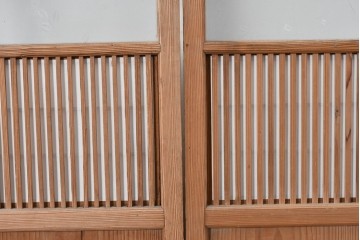 アンティーク建具　大正期　裏障子付き　味わいある木味が楽しめる幅狭格子戸4枚セット　(R-086067)