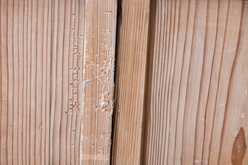 アンティーク建具　大正期　裏障子付き　味わいある木味が楽しめる幅狭格子戸4枚セット　(R-086067)