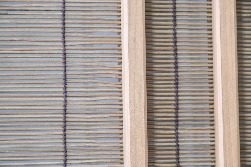 ヴィンテージ建具　昭和後期　明るい木色と簾使いが涼やかな幅狭簾戸2枚セット　(R-086068)