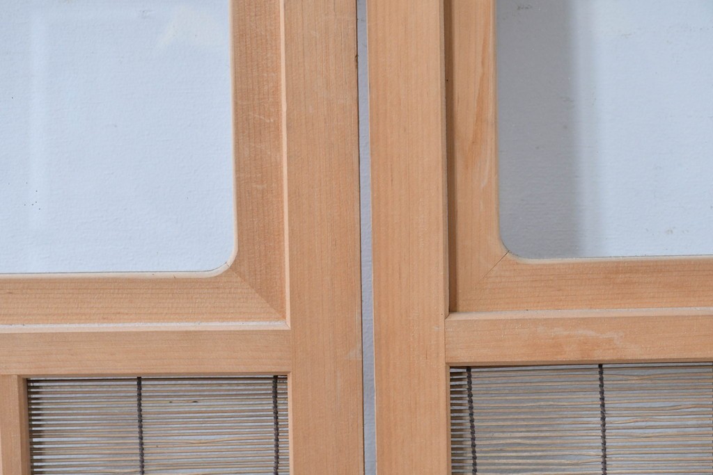 ヴィンテージ建具　昭和後期　明るい木色と簾使いが涼やかな幅狭簾戸2枚セット　(R-086068)