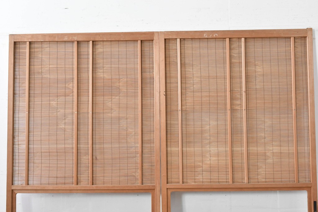 ヴィンテージ建具　昭和後期　細やかな簾とガラス窓が涼やかな簾戸2枚セット　(R-086069)