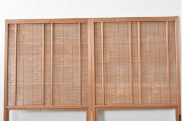 ヴィンテージ建具　昭和後期　細やかな簾とガラス窓が涼やかな簾戸2枚セット　(R-086069)