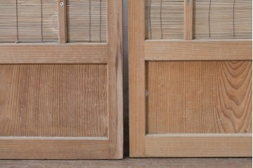 ヴィンテージ建具　昭和後期　細やかな簾とガラス窓が涼やかな簾戸2枚セット　(R-086069)