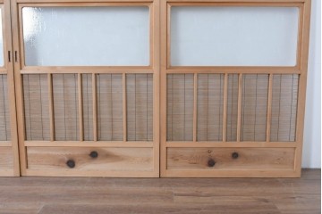 ヴィンテージ建具　昭和後期　細やかな簾とガラス窓が涼やかな簾戸4枚セット　(R-086070)