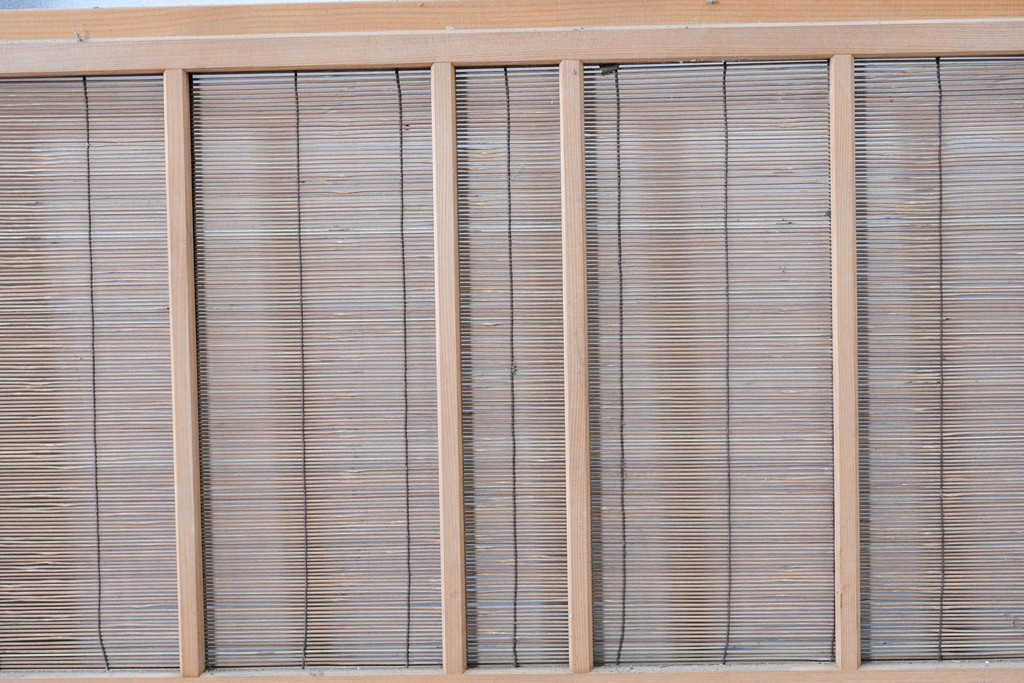 ヴィンテージ建具　昭和後期　細やかな簾とガラス窓が涼やかな簾戸4枚セット　(R-086070)