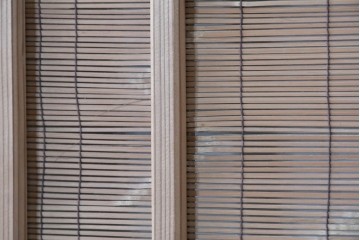 ヴィンテージ建具　昭和後期　細やかな簾とガラス窓が涼やかな簾戸2枚セット　(R-086071)