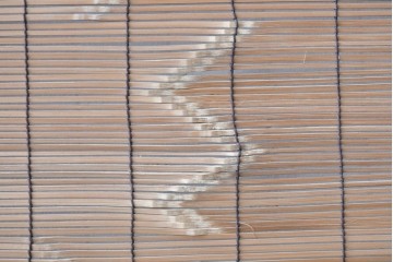 ヴィンテージ建具　昭和後期　細やかな簾とガラス窓が涼やかな簾戸2枚セット　(R-086071)