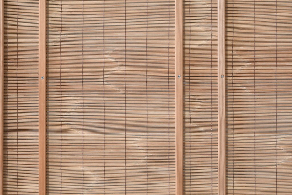 ヴィンテージ建具　昭和後期　細やかな簾とガラス窓が涼やかな簾戸2枚セット　(R-086071)