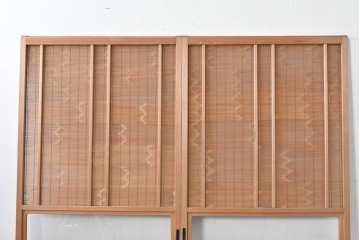 ヴィンテージ建具　昭和後期　細やかな簾とガラス窓が涼やかな簾戸2枚セット　(R-086072)