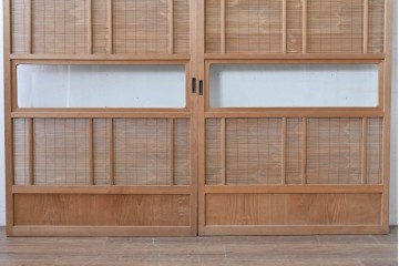 ヴィンテージ建具　昭和後期　細やかな簾とガラス窓が涼やかな簾戸2枚セット　(R-086072)