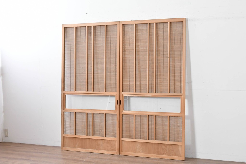 ヴィンテージ建具　昭和後期　細やかな簾とガラス窓が涼やかな簾戸2枚セット　(R-086073)