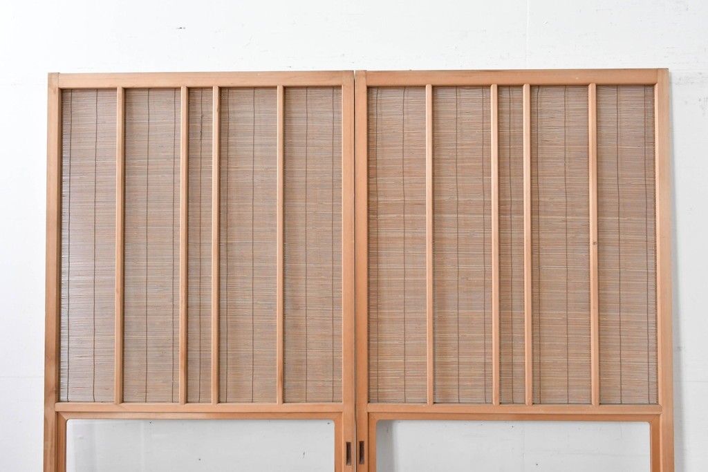 ヴィンテージ建具　昭和後期　細やかな簾とガラス窓が涼やかな簾戸2枚セット　(R-086073)