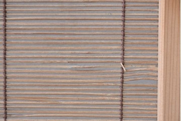 ヴィンテージ建具　昭和後期　細やかな簾とガラス窓が涼やかな簾戸2枚セット　(R-086073)