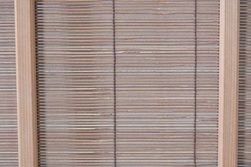 ヴィンテージ建具　昭和後期　細やかな簾とガラス窓が涼やかな簾戸2枚セット　(R-086073)