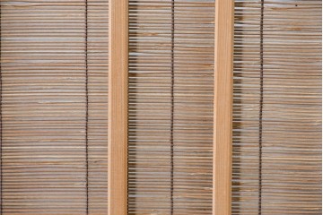 ヴィンテージ建具　昭和後期　細やかな簾とガラス窓が涼やかな簾戸2枚セット　(R-086073)