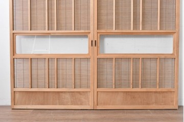 ヴィンテージ建具　昭和後期　細やかな簾とガラス窓が涼やかな簾戸2枚セット　(R-086073)