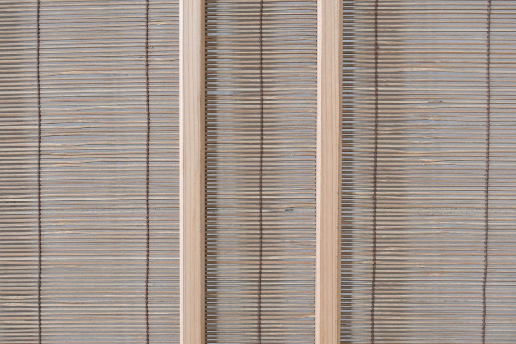 ヴィンテージ建具　昭和後期　細やかな簾とガラス窓が涼やかな簾戸2枚セット　(R-086073)