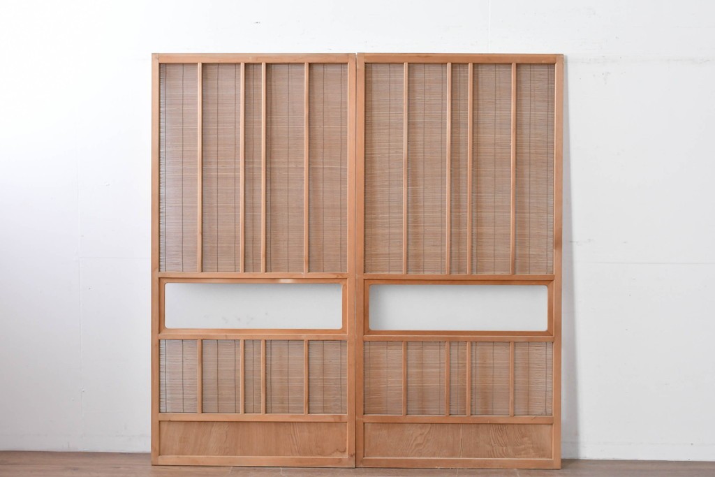 ヴィンテージ建具　昭和後期　細やかな簾とガラス窓が涼やかな簾戸2枚セット　(R-086074)