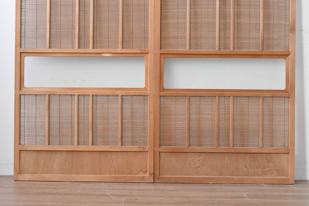 ヴィンテージ建具　昭和後期　細やかな簾とガラス窓が涼やかな簾戸2枚セット　(R-086074)