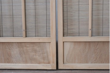 ヴィンテージ建具　昭和後期　細やかな簾とガラス窓が涼やかな簾戸2枚セット　(R-086074)