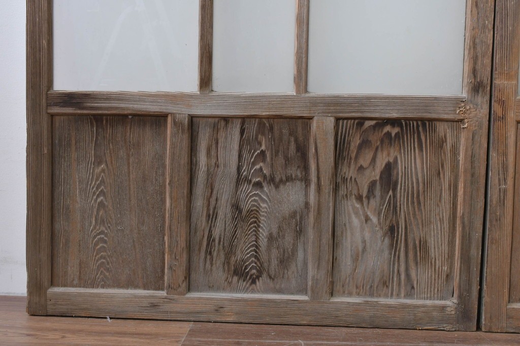 アンティーク建具　昭和初期　木味が魅力のガラス戸2枚セット　(R-086075)