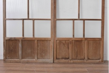 アンティーク建具　昭和初期　木味が魅力のガラス戸2枚セット　(R-086075)