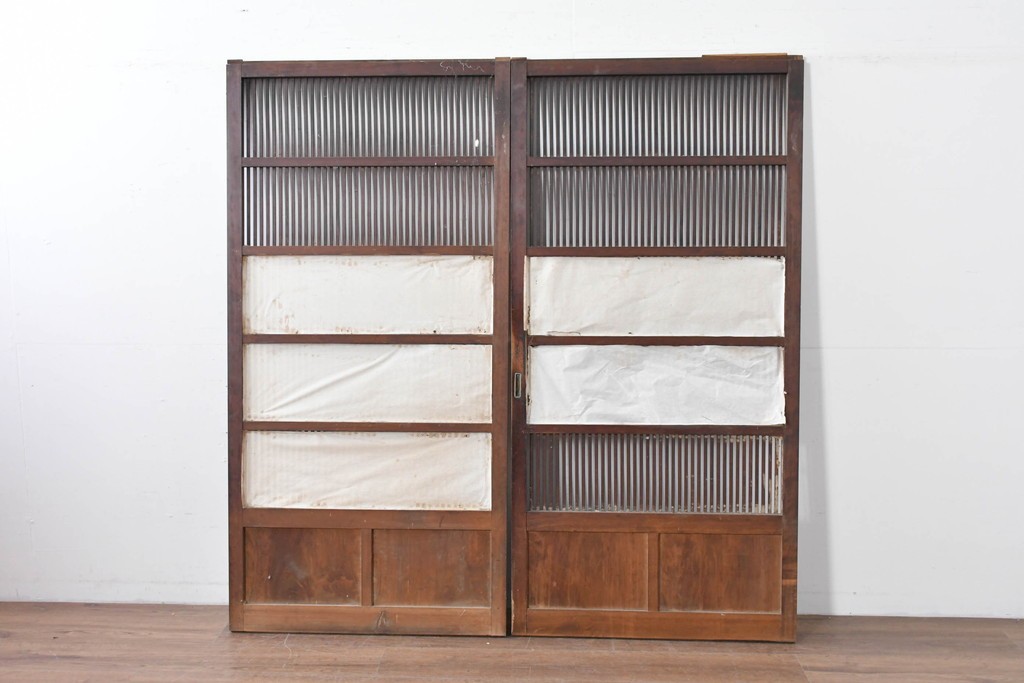 アンティーク建具　明治期　繊細な格子が美しい格子戸2枚セット　(R-086076)