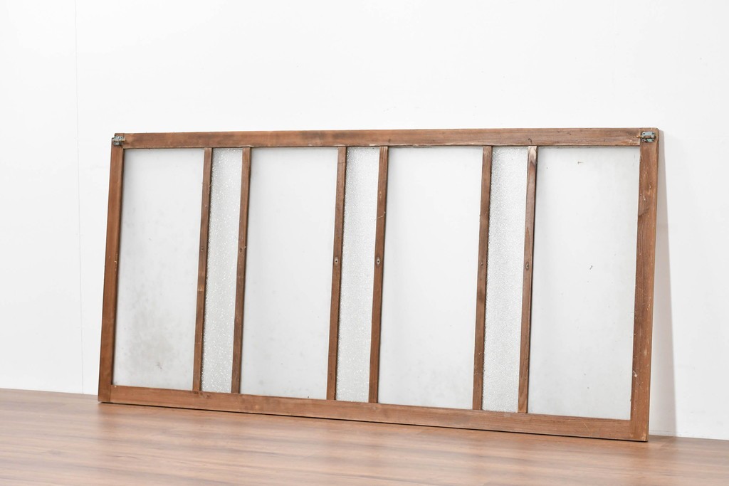 アンティーク建具　昭和初期　特大サイズが存在感を放つ明り取り1枚　(R-086077)