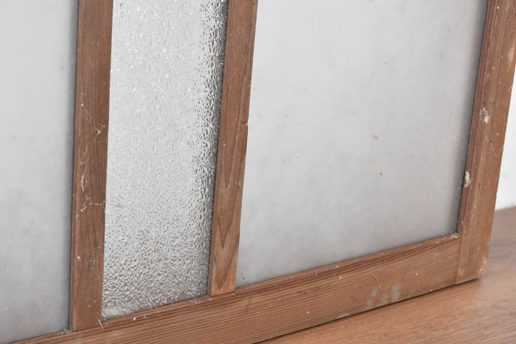 アンティーク建具　昭和初期　特大サイズが存在感を放つ明り取り1枚　(R-086077)