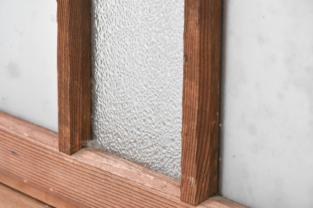 アンティーク建具　昭和初期　特大サイズが存在感を放つ明り取り1枚　(R-086077)