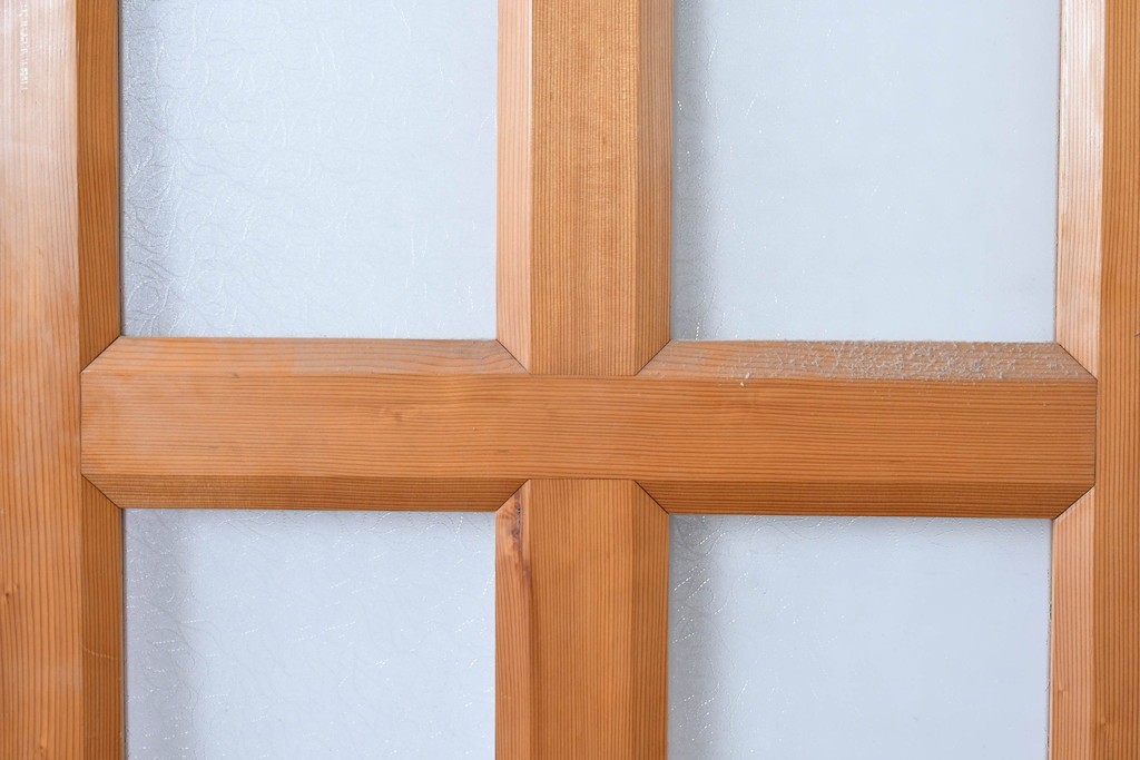 ヴィンテージ建具　昭和後期　格子と模様ガラスの組み合わせが優しい光を取り込むガラス戸1枚　(R-086079)