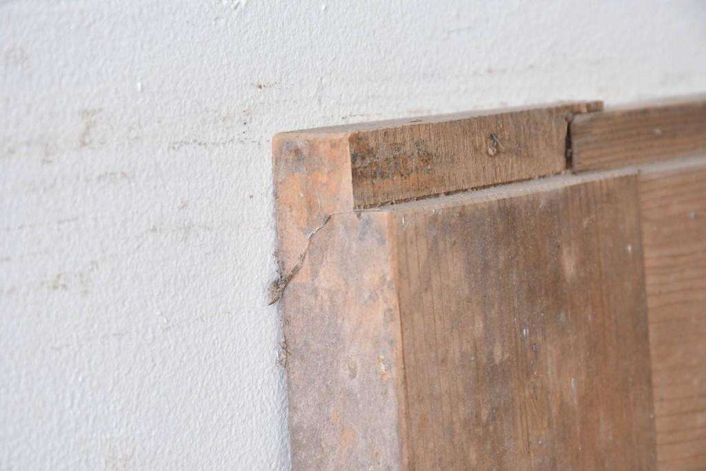 ヴィンテージ建具　昭和中期　整った格子が空間をすっきりと見せるガラス戸1枚　(R-086080)