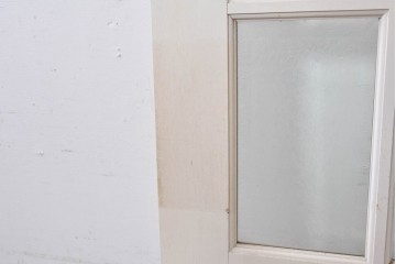 ヴィンテージ建具　昭和中期　洋風の空間にも和の空間にもなじみやすいドア1枚　(R-086081)