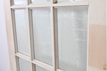 ヴィンテージ建具　昭和中期　洋風の空間にも和の空間にもなじみやすいドア1枚　(R-086081)