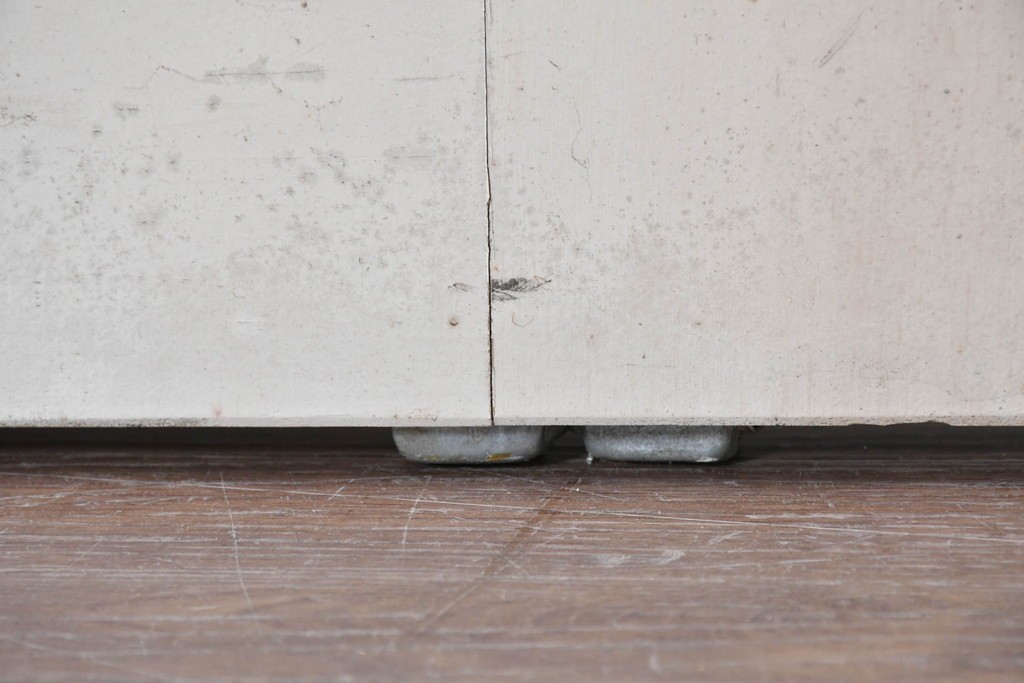 ヴィンテージ建具　昭和中期　洋風の空間にも和の空間にもなじみやすいドア1枚　(R-086081)