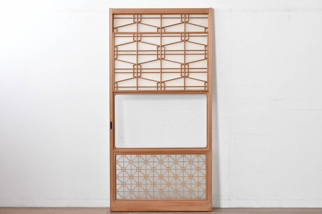 ヴィンテージ建具　昭和中期　高級特注品!!　上品で凝ったデザインが魅力的な組子入り摺り上げ雪見障子戸1枚　(R-086085)