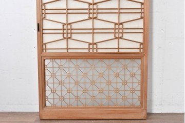 ヴィンテージ建具　昭和中期　高級特注品!!　上品で凝ったデザインが魅力的な組子入り摺り上げ雪見障子戸1枚　(R-086085)
