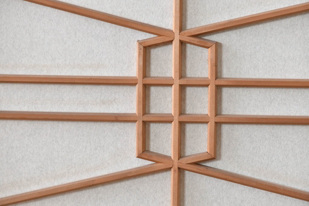 ヴィンテージ建具　昭和中期　高級特注品!!　上品で凝ったデザインが魅力的な組子入り摺り上げ雪見障子戸1枚　(R-086085)