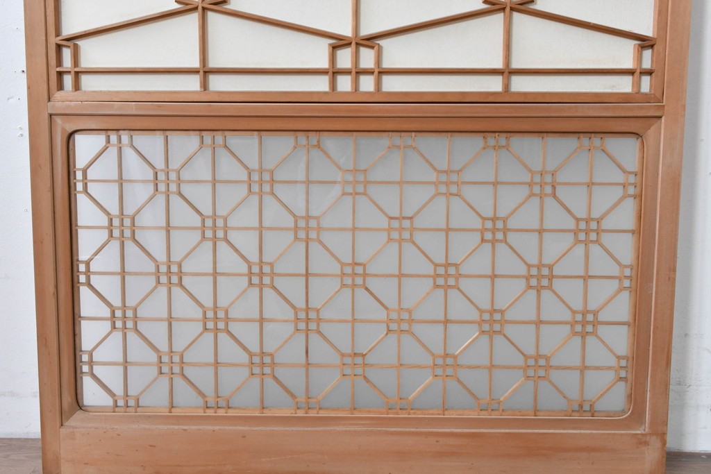 ヴィンテージ建具　昭和中期　高級特注品!!　上品で凝ったデザインが魅力的な組子入り摺り上げ雪見障子戸1枚　(R-086085)