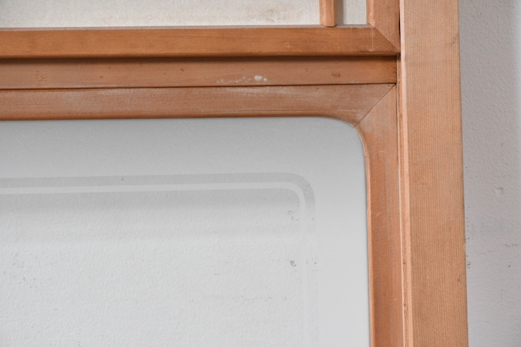 ヴィンテージ建具　昭和中期　高級特注品!!　上品で凝ったデザインが魅力的な組子入り摺り上げ雪見障子戸1枚　(R-086085)