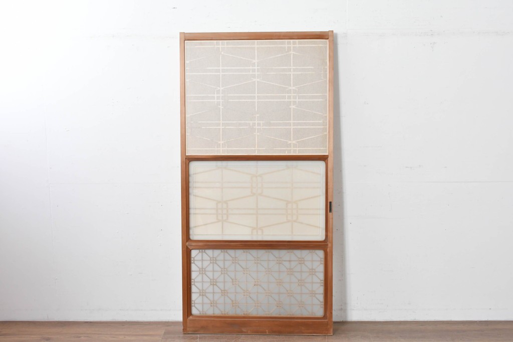 ヴィンテージ建具　昭和中期　高級特注品!!　上品で凝ったデザインが魅力的な組子入り摺り上げ雪見障子戸1枚　(R-086085)