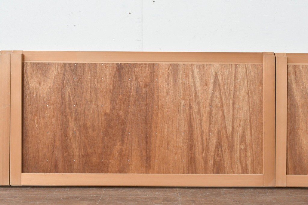 ヴィンテージ建具　昭和中期　整ったマス目格子の窓4枚セット　(R-086087)