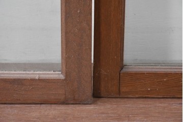 アンティーク建具　昭和初期　ナラ材　落ち着いた木色と大きなガラス面が印象的な家具用ガラス窓4枚セット　(R-086088)