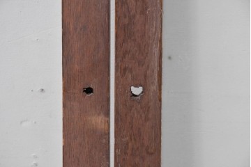 アンティーク建具　昭和初期　ナラ材　落ち着いた木色と大きなガラス面が印象的な家具用ガラス窓4枚セット　(R-086088)