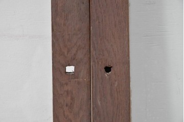 アンティーク建具　昭和初期　ナラ材　落ち着いた木色と大きなガラス面が印象的な家具用ガラス窓4枚セット　(R-086088)