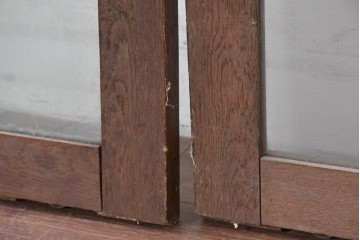 アンティーク建具　昭和初期　ナラ材　落ち着いた木色と大きなガラス面が印象的な家具用ガラス窓4枚セット　(R-086088)