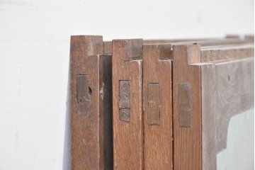 アンティーク建具　昭和初期　ナラ材　落ち着いた木色と大きなガラス面が印象的な家具用ガラス窓4枚セット　(R-086088)